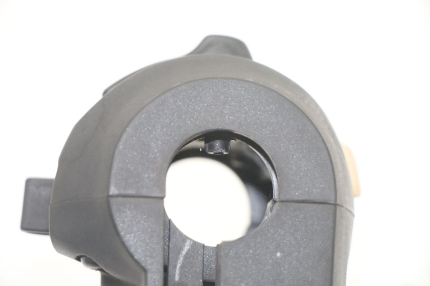photo de LEFT SWITCH SUZUKI BURGMAN 125 (2018 - 2021) - Surface and material condition