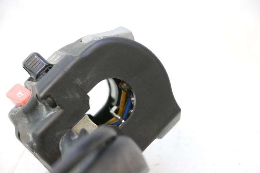 photo de LEFT SWITCH YAMAHA TDM ABS 900 (2002 - 2014) - Fixing points details