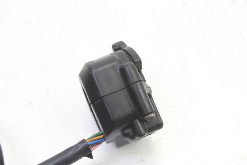 photo de LEFT SWITCH YAMAHA TDR DELTABOX 125 (1997 - 2003) - Product overview
