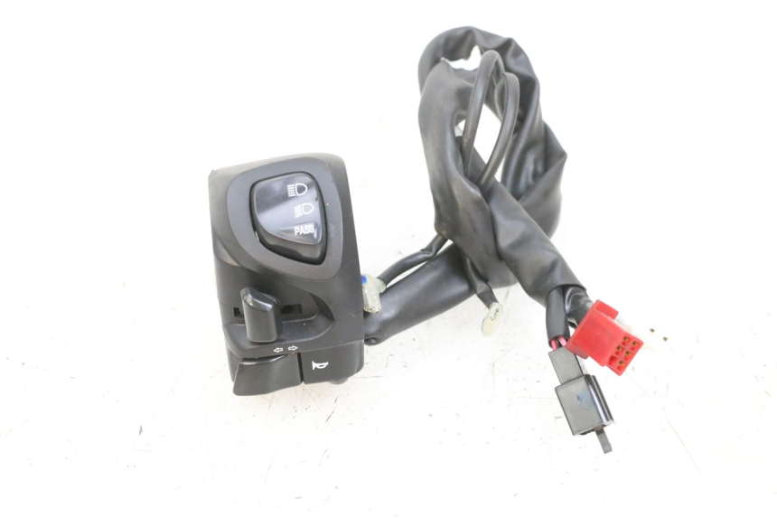 photo de LEFT SWITCH YAMAHA TRICITY 300 (2020 - 2024) - Main view