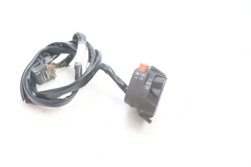 photo de LEFT SWITCH BOOM TRIKE FUN 500 (2004 - 2010) - Zoom on usage condition