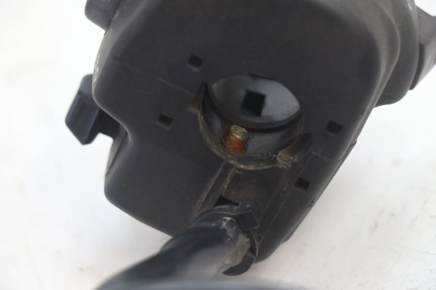 photo de LEFT SWITCH BOOM TRIKE FUN 500 (2004 - 2010) - Technical close-up