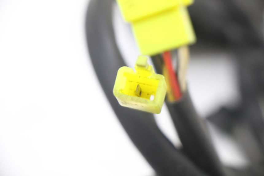 photo de LEFT HANDLEBAR SWITCH SUZUKI UH BURGMAN 125 (2002 - 2006) - Surface and material condition