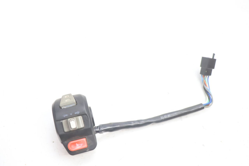 photo de LEFT HANDLEBAR SWITCH PEUGEOT V-CLIC VCLIC 50 (2007 - 2013) - Main view