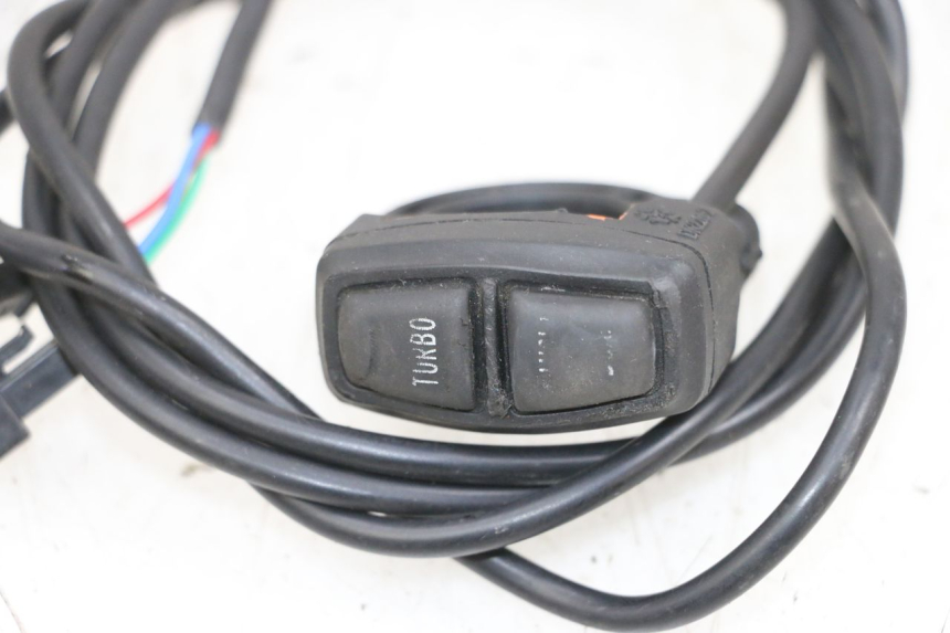 photo de LEFT SWITCH DUALTRON VICTOR LIMITED 1 - Zoom on usage condition