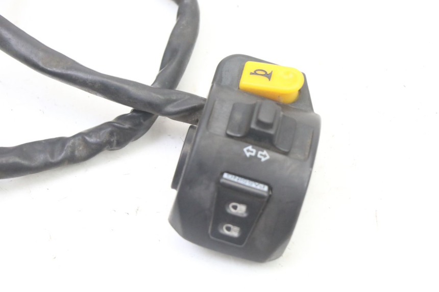 photo de LEFT HANDLEBAR SWITCH PEUGEOT VIVACITY NEW 2T 50 (2008 - 2017) - Alternative perspective