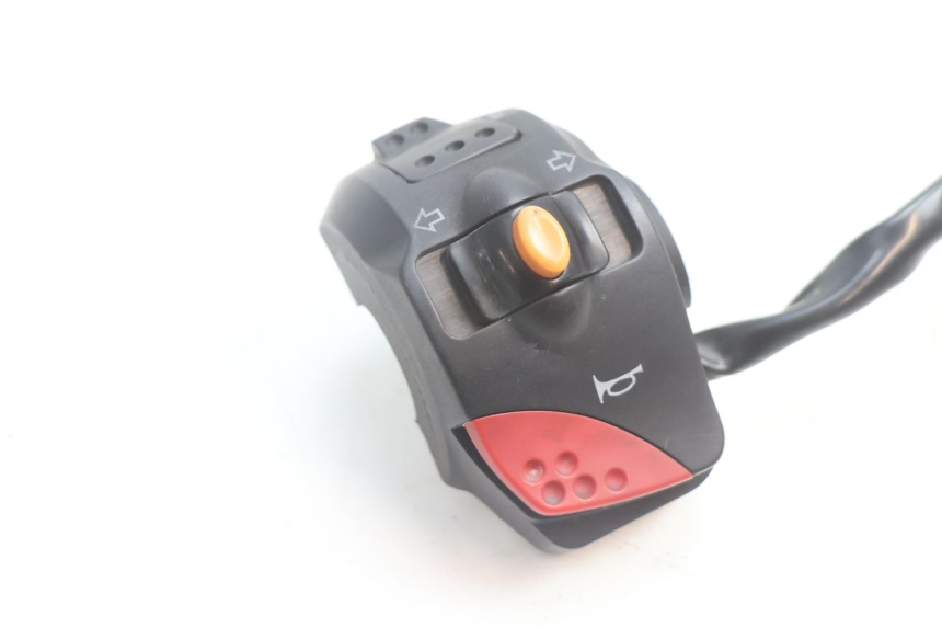 photo de LEFT HANDLEBAR SWITCH PEUGEOT VIVACITY 50 (2004 - 2009) - Component detail