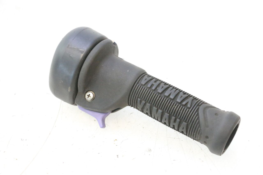 photo de LEFT SWITCH YAMAHA WAVE RUNNER GP R 1200 (2000 - 2003) - Surface and material condition