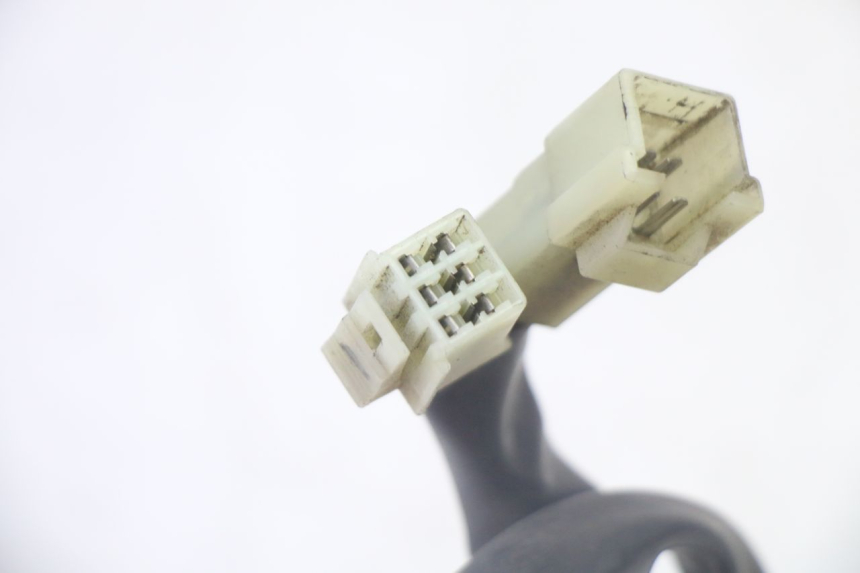 photo de LEFT HANDLEBAR SWITCH YAMAHA X-MAX XMAX 125 (2010 - 2013) - Fixing points details