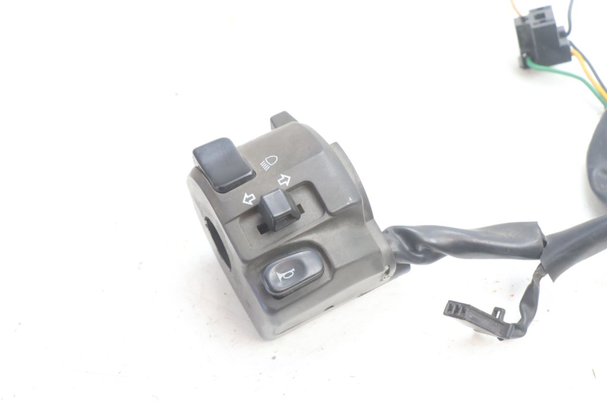 photo de LEFT SWITCH YAMAHA XJR 1300 (1998 - 2002) - Component detail