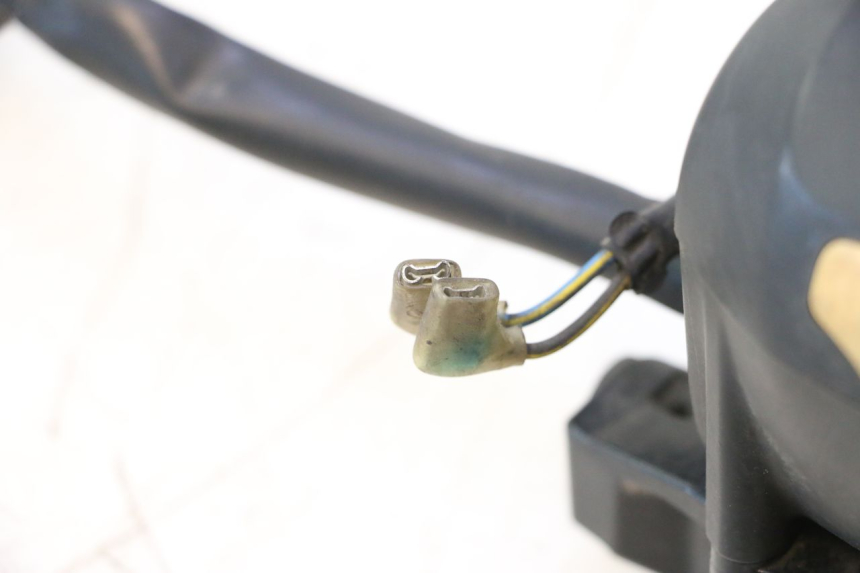 photo de LEFT SWITCH YAMAHA XP T-MAX ABS 500 (2005 - 2005) - Technical close-up