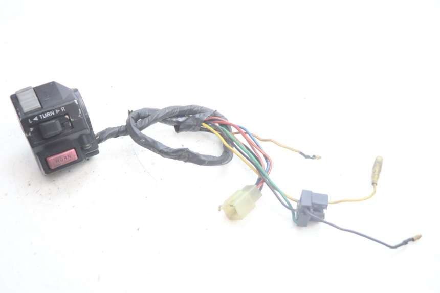 photo de LEFT SWITCH YAMAHA XV VIRAGO 535 (1988 - 2004) - Main view