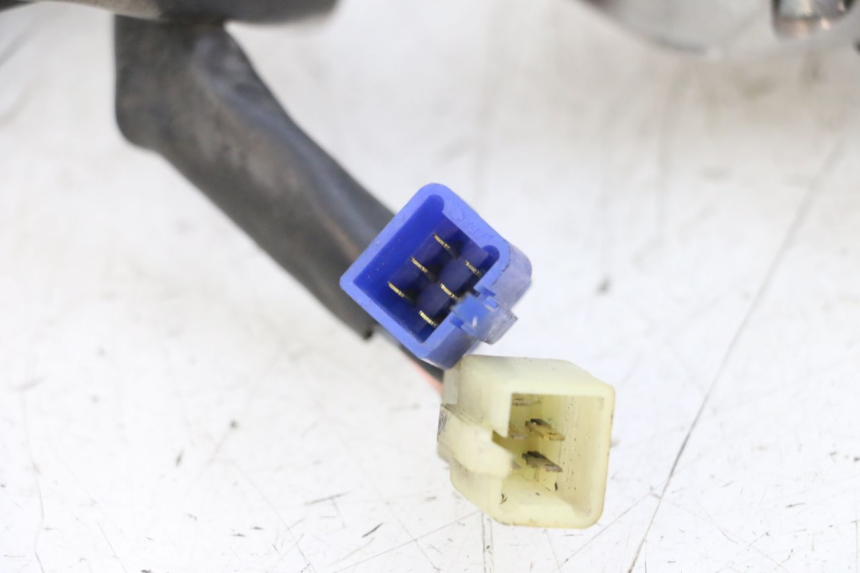 photo de LEFT SWITCH YAMAHA XVS DRAG STAR DRAGSTAR 650 (1997 - 2007) - Surface and material condition