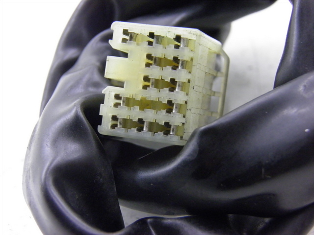 photo de LEFT SWITCH YAMAHA FJR 1300 (2004 - 2005) - Zoom on usage condition