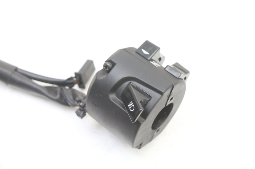 photo de LEFT SWITCH YAMAHA TRACER 7 700 (2020 - 2024) - Technical close-up