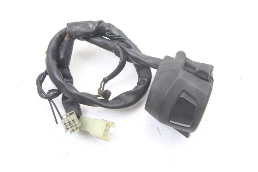 photo de LEFT SWITCH YAMAHA X-MAX XMAX ABS 250 (2010 - 2014) - Alternative perspective