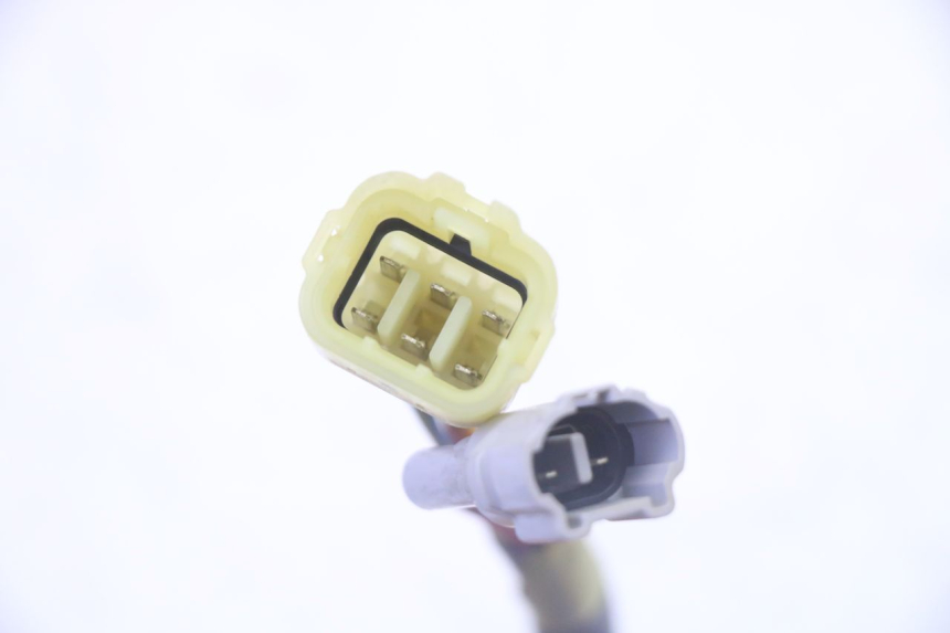 photo de LEFT SWITCH YAMAHA YFM GRIZZLY 550 (2008 - 2015) - Surface and material condition