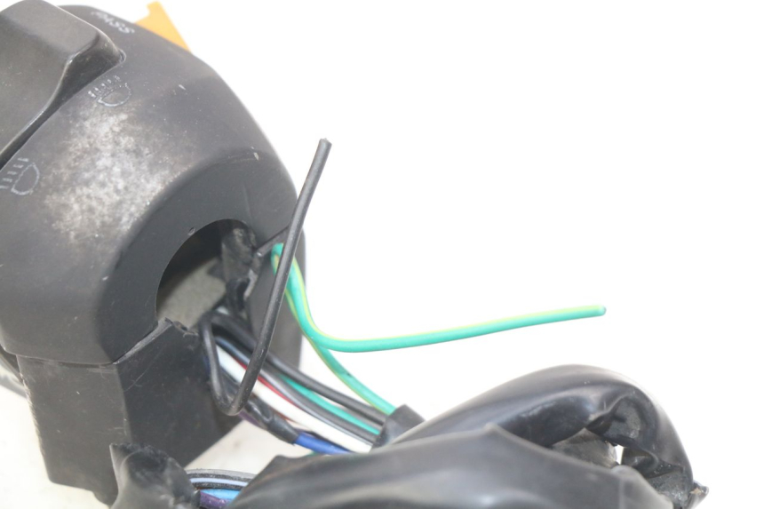 photo de LEFT HANDLEBAR SWITCH YAMASAKI YM T 125 (2015 - 2020) - Technical close-up