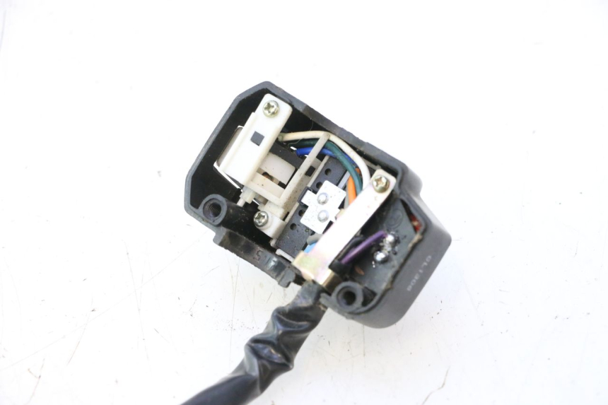 photo de LEFT HANDLEBAR SWITCH UNIVERSAL BIKE ZN50QT-11B 50 (2018 - 2021) - Alternative perspective