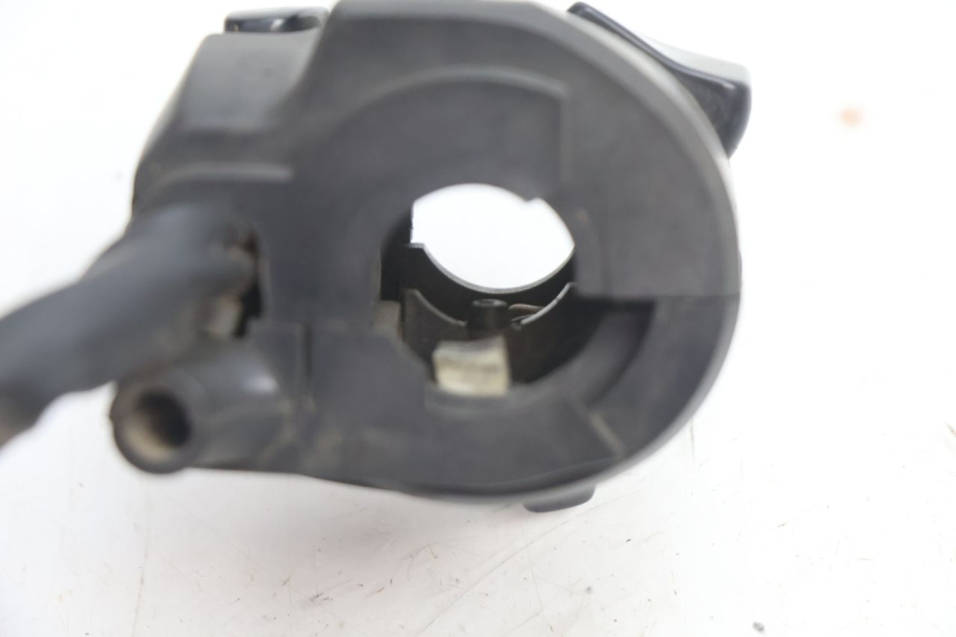 photo de LEFT HANDLEBAR SWITCH KAWASAKI ZX-6R ZX6R 600 (1995 - 1997) - Technical close-up