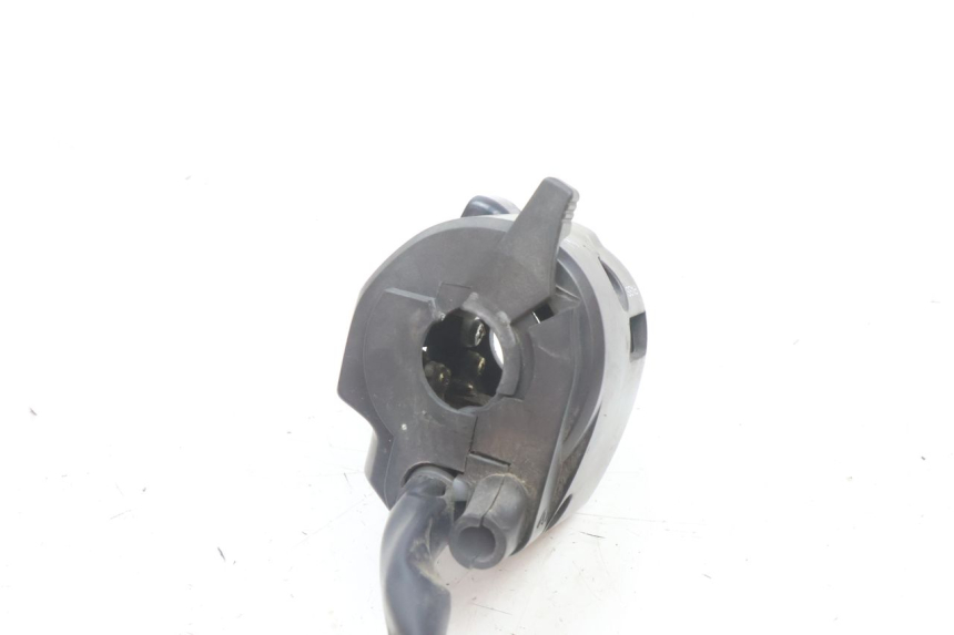 photo de LEFT SWITCH KAWASAKI ZZR 600 (1995 - 2004) - Zoom on usage condition