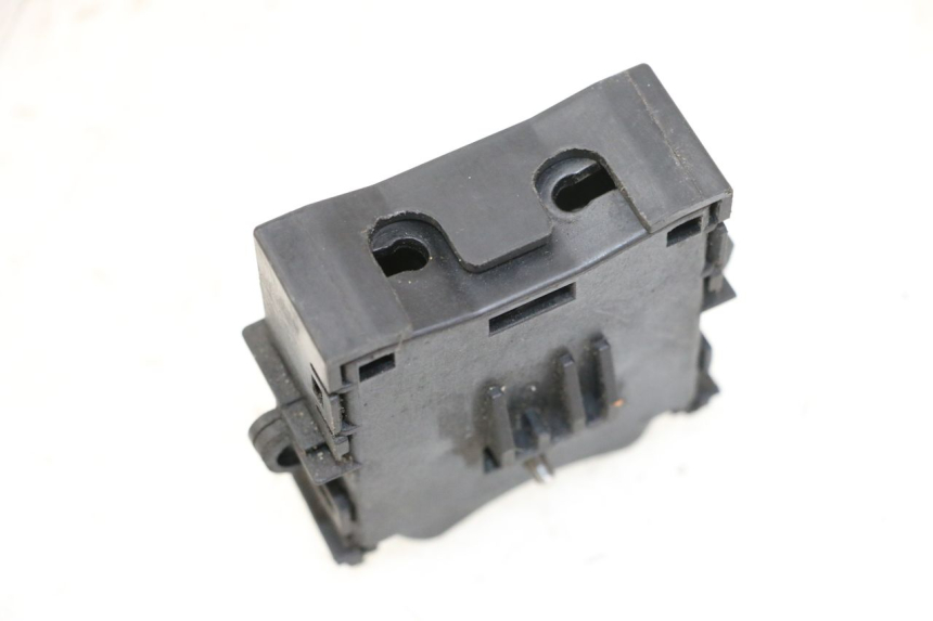 photo de SWITCH HONDA PCX (JF57/JF64) 125 (2014 - 2018) - Zoom on usage condition