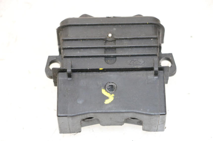 photo de SWITCH HONDA PCX (JF57/JF64) 125 (2014 - 2018) - Alternative perspective