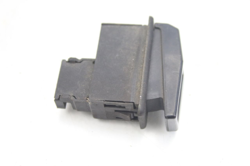 photo de HORN SWITCH SYM CITYCOM CITY COM 125 (2009 - 2014) - Zoom on usage condition