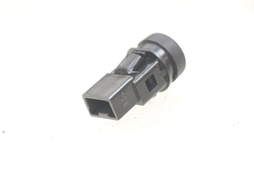 photo de HORN SWITCH PIAGGIO FLY 2T 50 (2004 - 2017) - Component detail