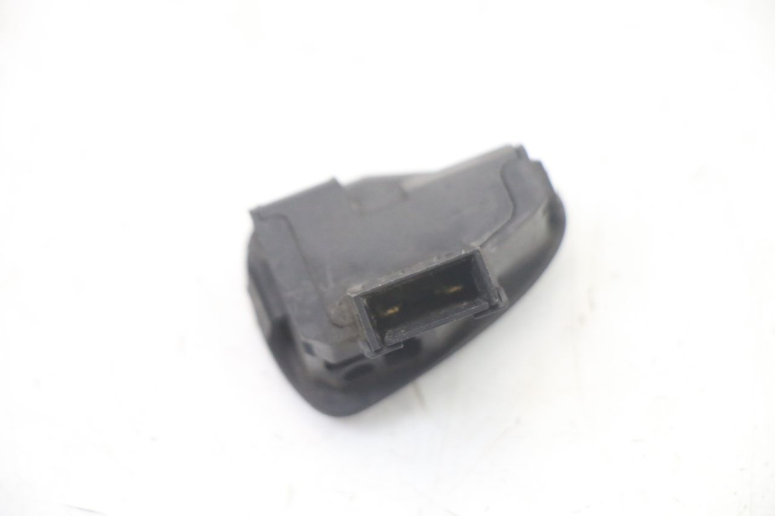 photo de HORN SWITCH HONDA SH i 300 (2015 - 2020) - Alternative perspective