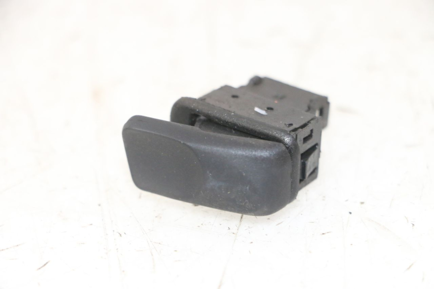 photo de HORN SWITCH PIAGGIO MP3 LT 300 (2010 - 2016) - Main view