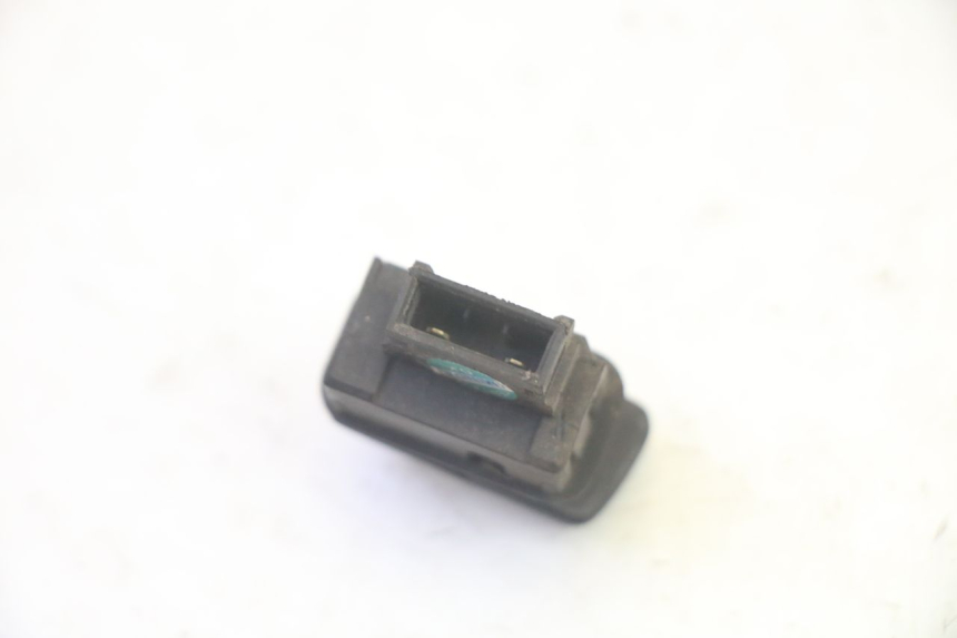 photo de HORN SWITCH PIAGGIO MP3 125 (2006 - 2014) - Alternative perspective