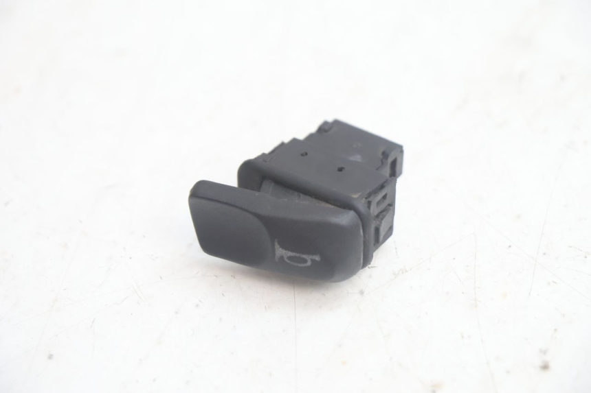photo de HORN SWITCH PIAGGIO NEW TYPHOON 50 (2018 - 2021) - Component detail
