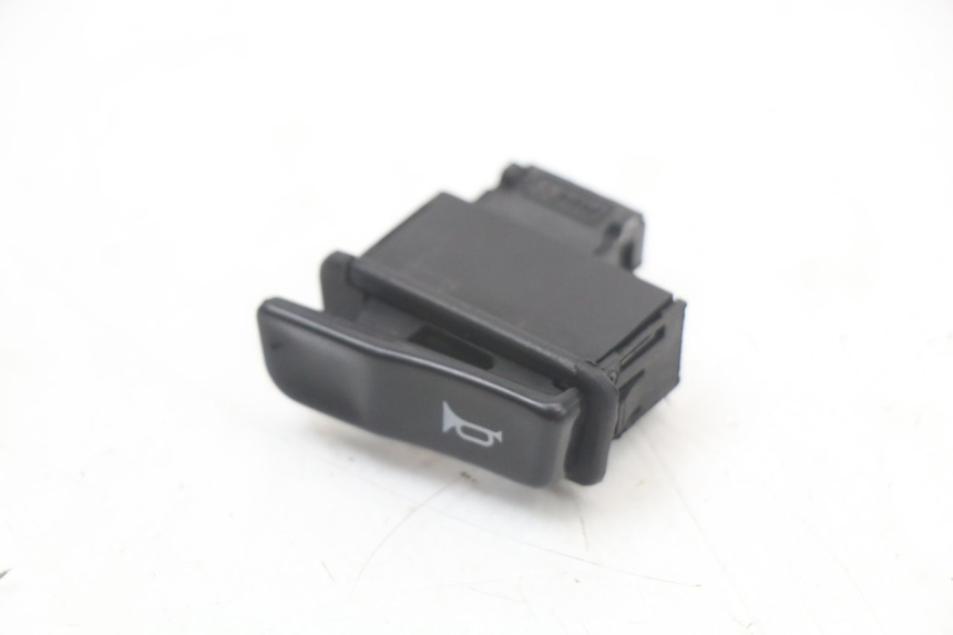 photo de HORN SWITCH MBK OVETTO ONE 2T 50 (2013 - 2017) - Main view