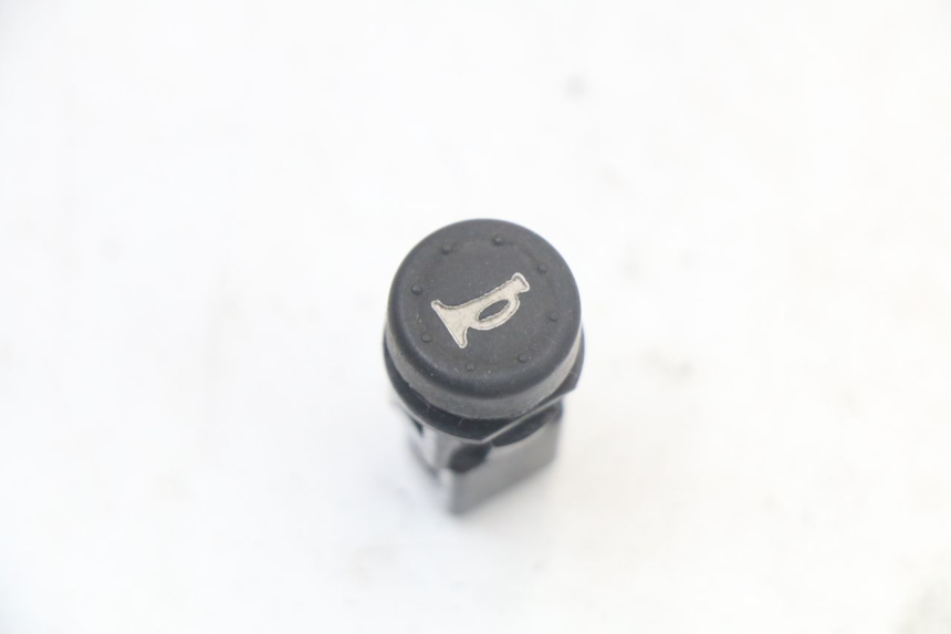 photo de HORN SWITCH PIAGGIO NEW TYPHOON 50 (2010 - 2017) - Component detail