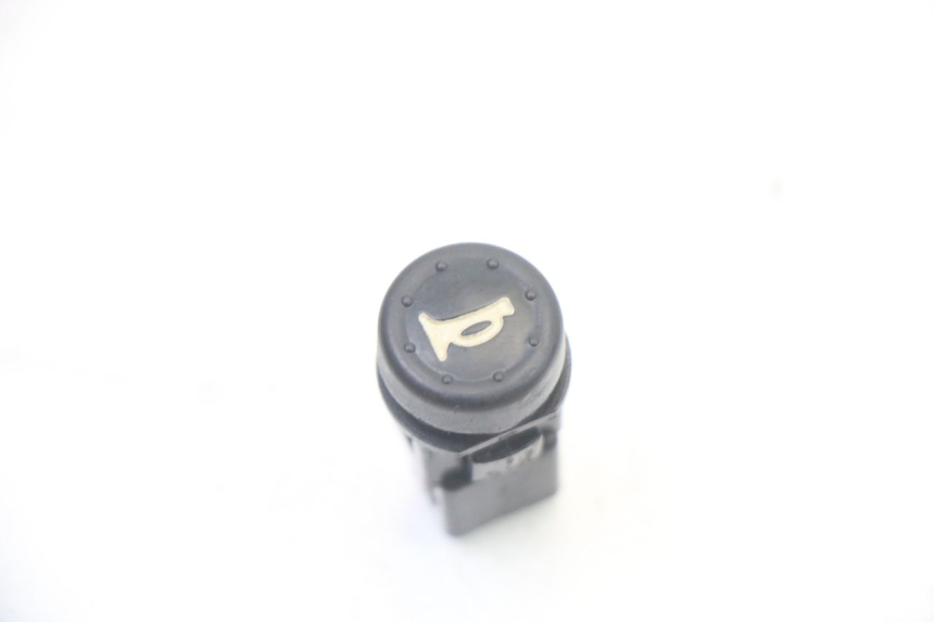 photo de HORN SWITCH PIAGGIO ZIP 4T 50 (2018 - 2020) - Main view