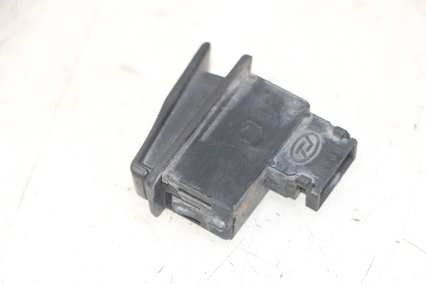 photo de HORN SWITCH APRILIA RALLY AC 50 (1995 - 2004) - Zoom on usage condition