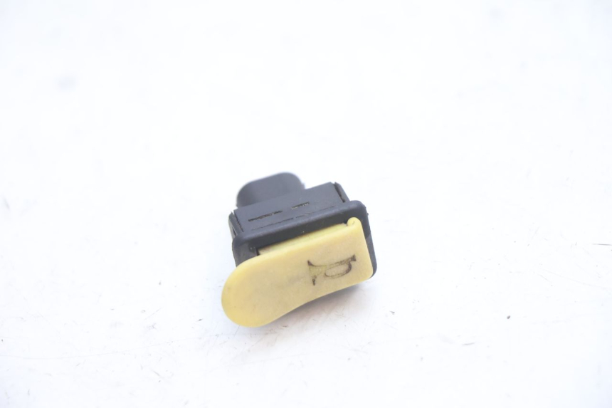 photo de HORN SWITCH PIAGGIO TYPHOON 50 (2000 - 2009) - Main view
