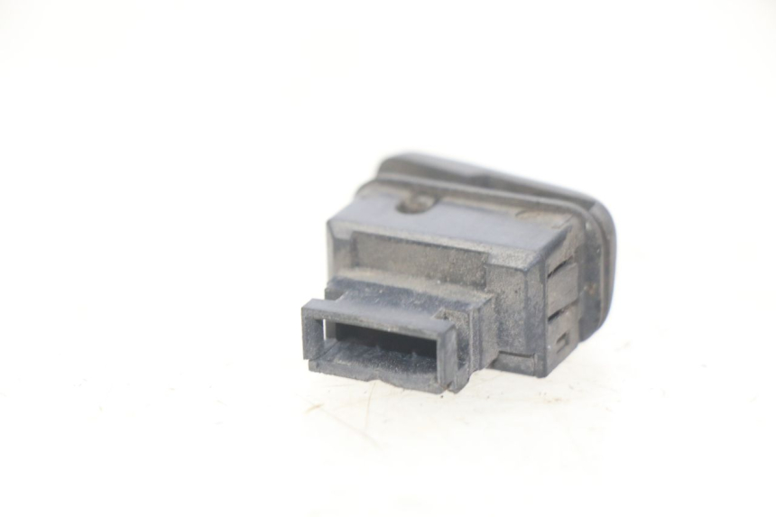 photo de HORN SWITCH PIAGGIO VESPA LX 125 (2005 - 2010) - Component detail