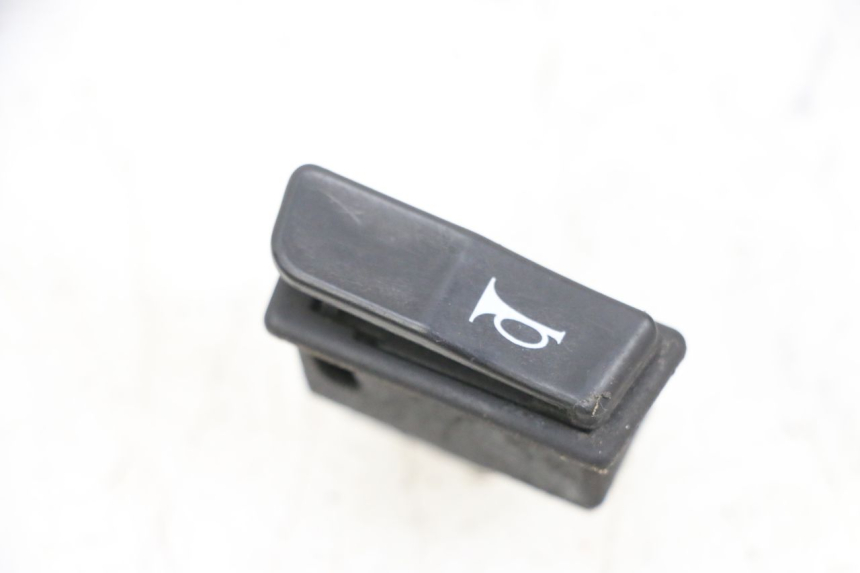 photo de HORN SWITCH YAMAHA XMAX X-MAX 125 (2006 - 2009) - Main view