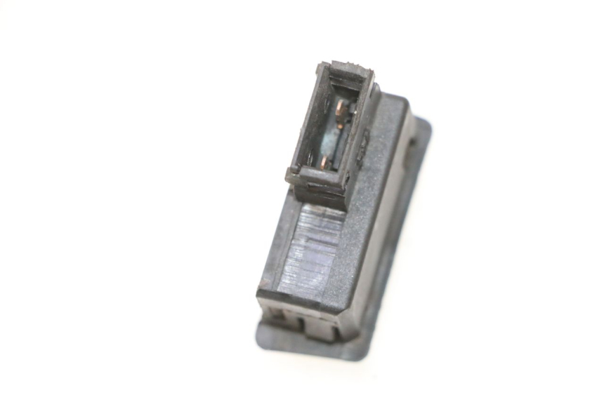 photo de HORN SWITCH YAMAHA XMAX X-MAX 125 (2006 - 2009) - Component detail