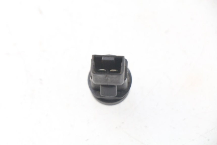 photo de HORN SWITCH PIAGGIO X9 EVOLUTION 125 (2003 - 2007) - Zoom on usage condition