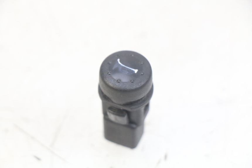 photo de HORN SWITCH PIAGGIO X9 125 (2000 - 2003) - Main view