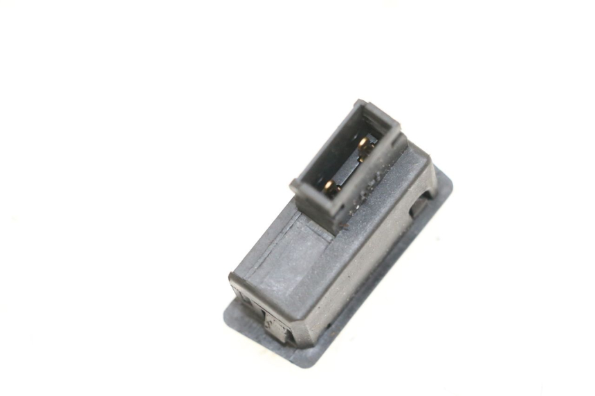 photo de HORN SWITCH YAMAHA YN NEO'S 50 (1997 - 2004) - Component detail