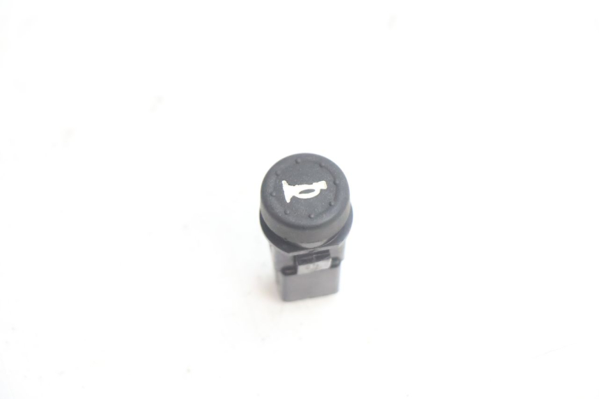 photo de HORN SWITCH PIAGGIO ZIP 2T 50 (2009 - 2019) - Main view