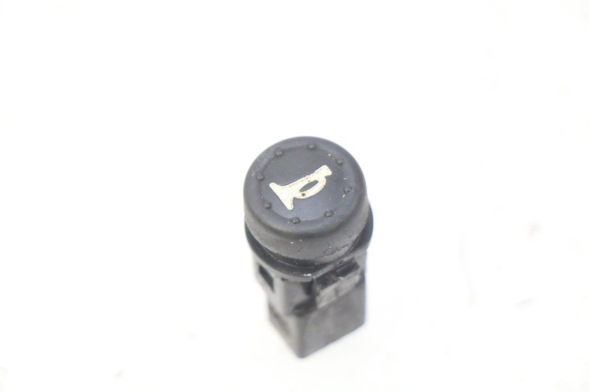 photo de HORN SWITCH PIAGGIO ZIP 4T 50 (2018 - 2020) - Main view