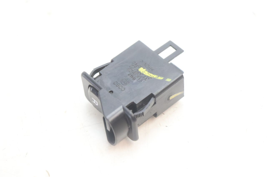 photo de FORWARD REVERSE SWITCH PIAGGIO MP3 HPE 530 (2022 - 2026) - Technical close-up