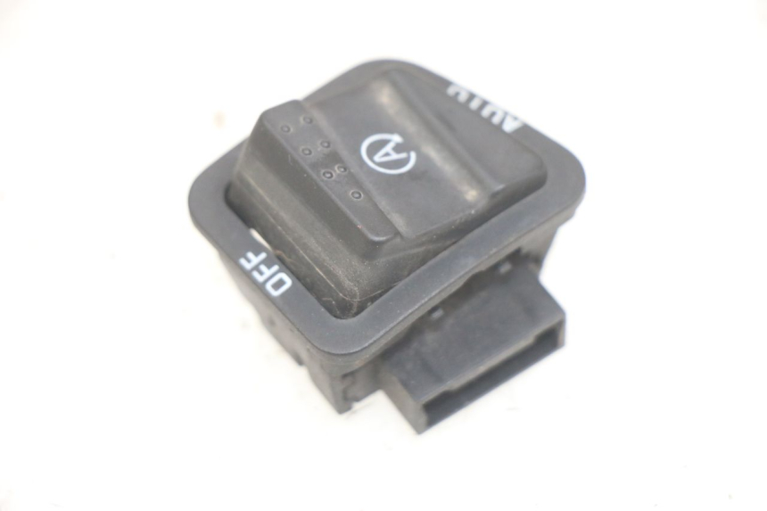 photo de COMMODO PIAGGIO MEDLEY 125 (2016 - 2023) - Fixing points details