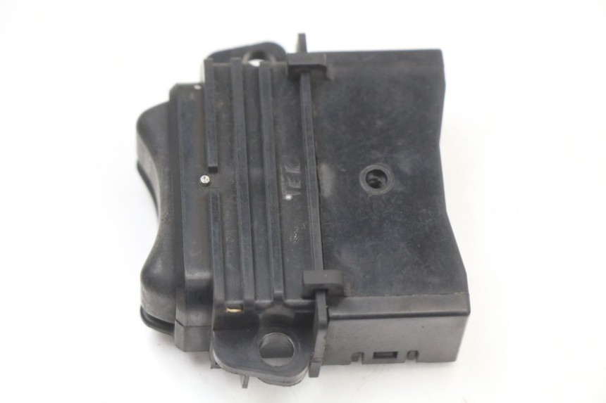 photo de SWITCH HONDA PCX (JF28) 125 (2009 - 2011) - Zoom on usage condition