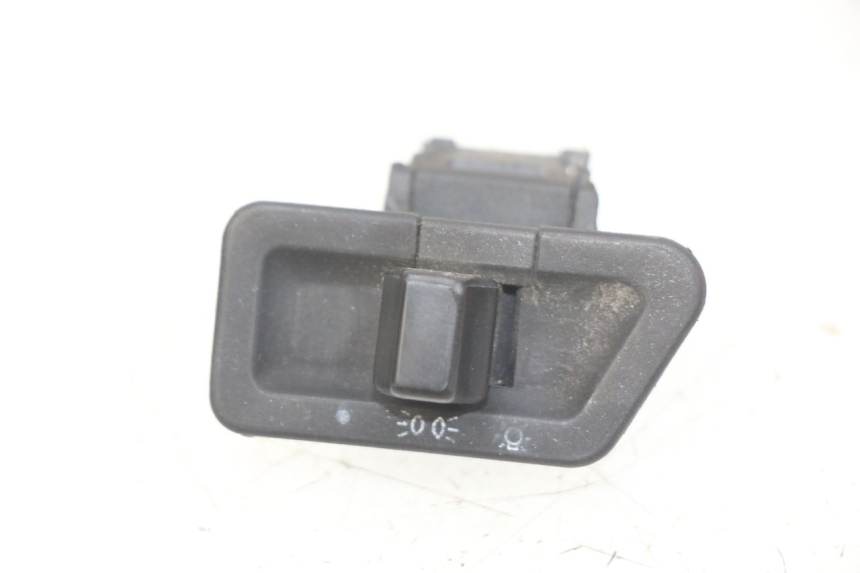 photo de HEADLIGHT SWITCH SYM FIDDLE 2 50 (2008 - 2013) - Main view